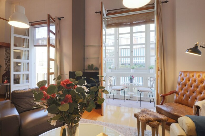 Apartamento Luxury Duplex In Plaza De La Merced