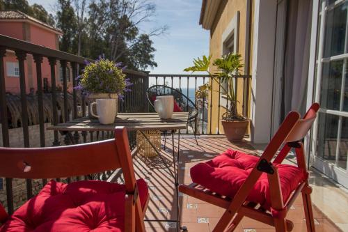 Hostal House With Garden & Pool In Malaga