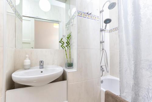 Apartamento Penthouse Comandante In Malaga City