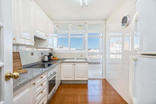Three-bedroom Apartment Amalia
