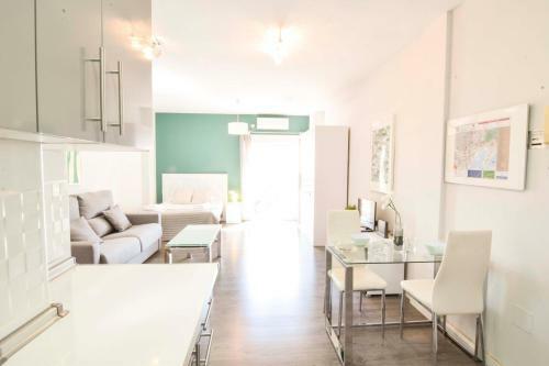 Apartamento Letmalaga Market