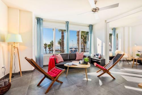 Two-bedroom Apartment With Roof Terrace Miguel
