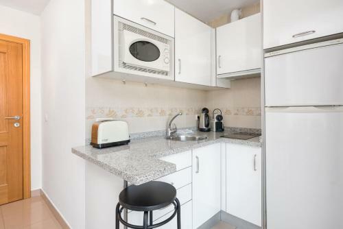 One-bedroom Holiday Apartment Farola