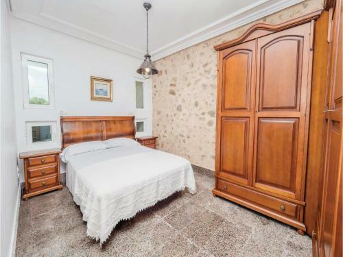 Five-bedroom Holiday Home In Manacor