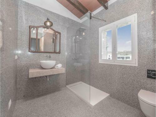 Five-bedroom Holiday Home In Manacor