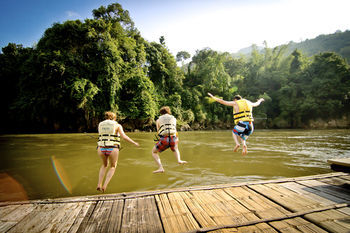 Hotel River Kwai Jungle Raft