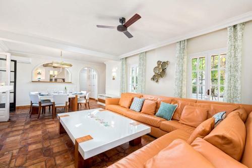 Three-bedroom Private Villa With Pool Hidalgo