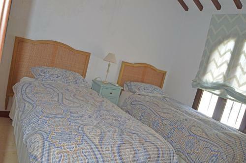 Beachfront Villa Protected Private Pool 4 Bedrooms Marbella
