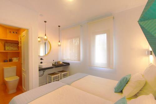 1096 Beachfront 50 Meter 2 Design Apartments 3 Pools
