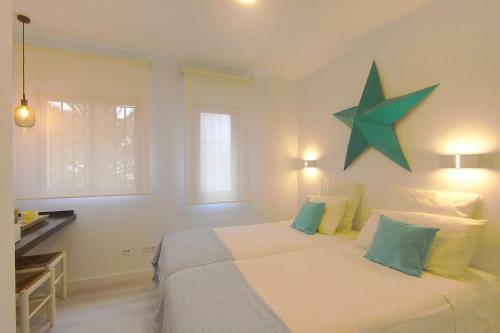 1096 Beachfront 50 Meter 2 Design Apartments 3 Pools