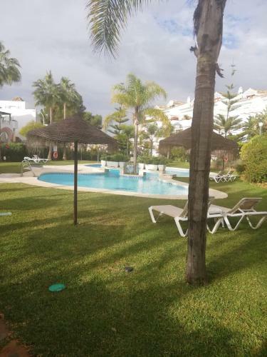 Apartamento Apto Con Piscina En La Mejor Playa de Marbella