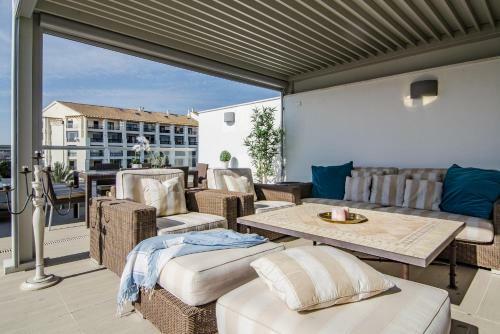 Lab3 - Luxury Apartment Center San Pedro