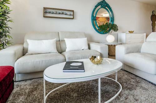 Lab3 - Luxury Apartment Center San Pedro