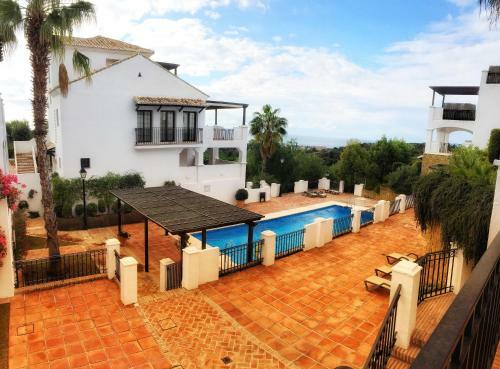 Monteros Duplex Apartment