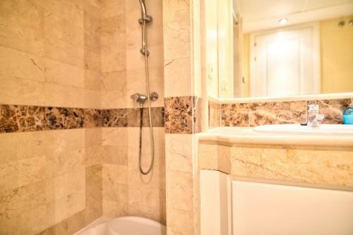 Wave Golf Apartment @elviria Hills
