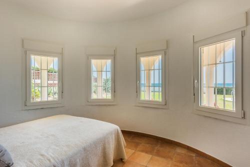 Villa 1100 Marbella Beachfront First Line