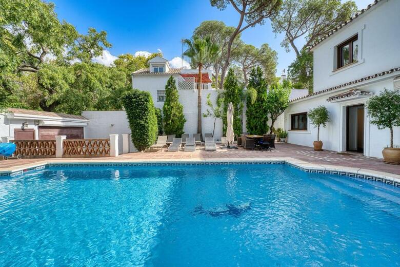 1102 Villa With Pool ,lounge, Bbq ,direkt In Marbella