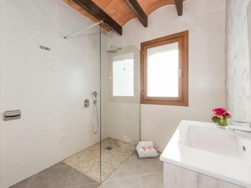 Holiday Home Sa Casa Rotja