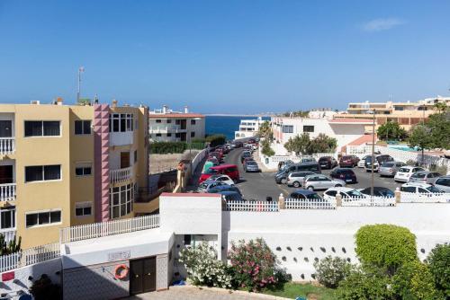 Studio Apartment With Sea View And Pool