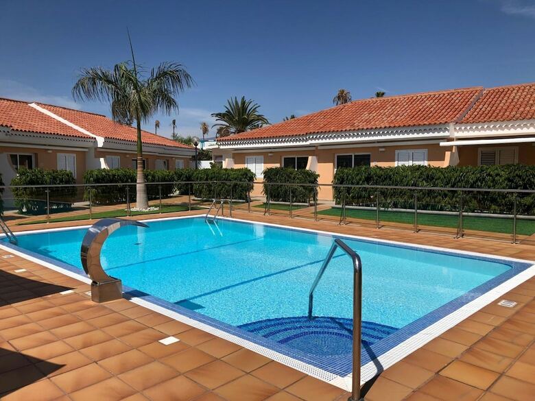 Los Leones Bungalows