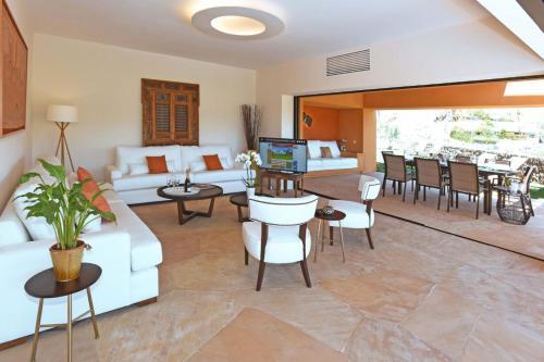 Salobre Villa Card�n