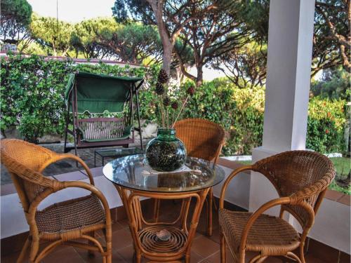 Four-bedroom Holiday Home In Mazagon