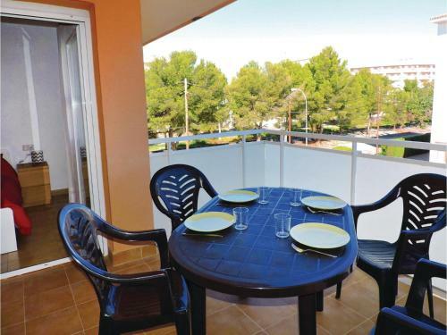 Two-bedroom Apartment In Miami Playa