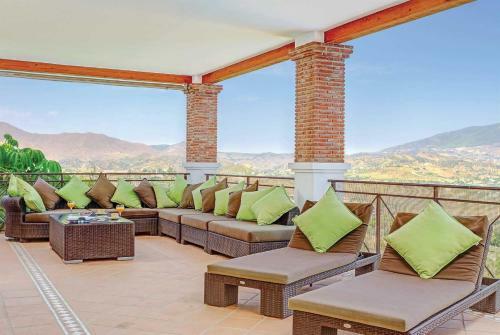 Entrerrios Villa Sleeps 12 Air Con Wifi