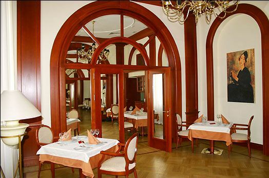 Hotel Oktyabrskaya