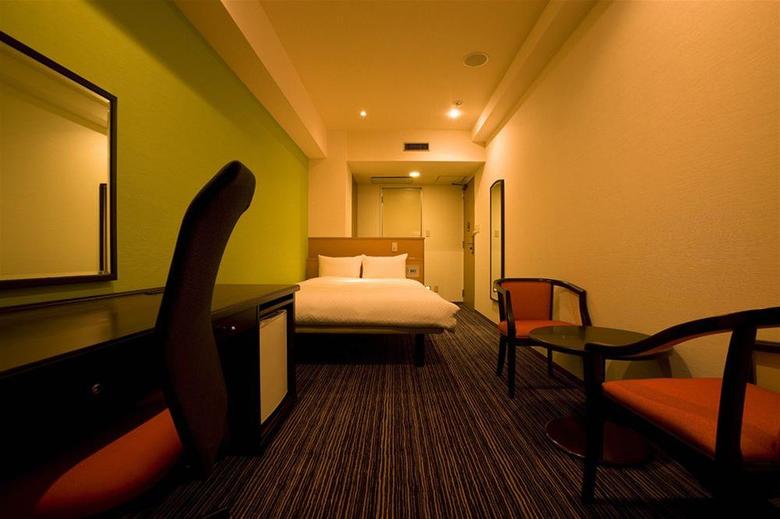 Hotel B Hakata