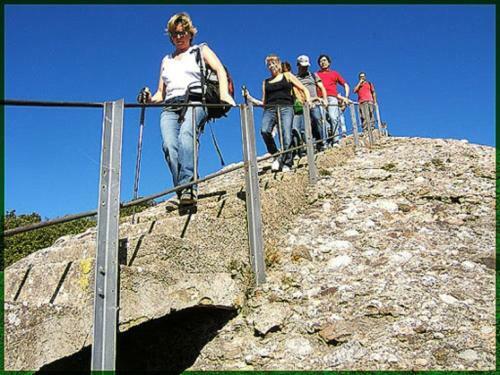 Agroturismo Montserrat La Calsina