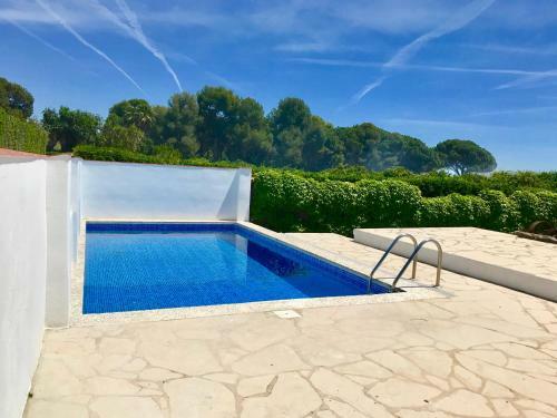 Meddays Villa Aixermades