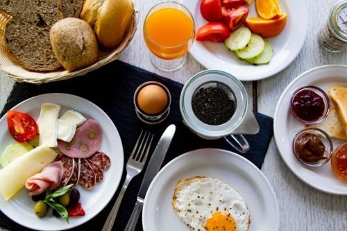 Bed & Breakfast Low Budget Rooms