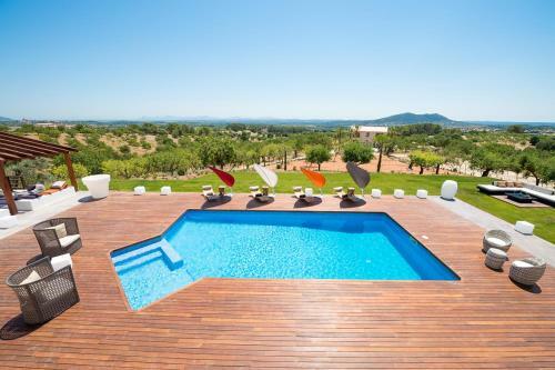Moscari Villa Sleeps 10 Pool Wifi