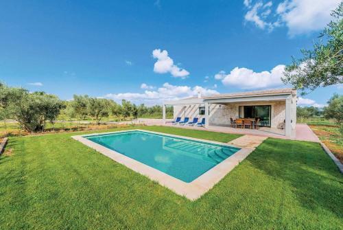 Muro Villa Sleeps 6 Air Con Wifi