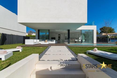 Villa Platja De Muro - 218324