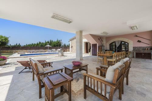 Villa Biniaco