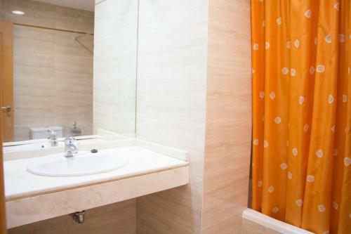 Apartamento Fercomar Trit�n