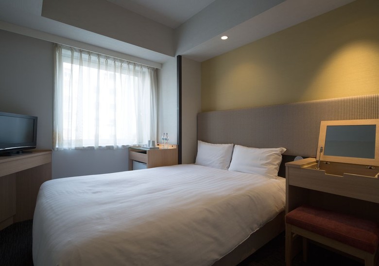 E Hotel Higashi Shinjuku