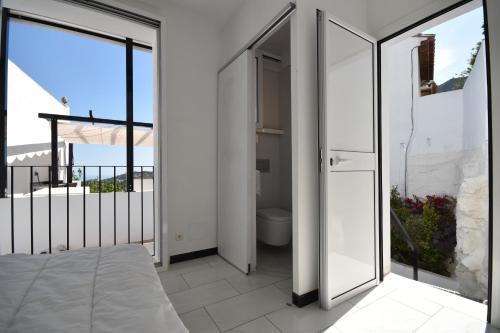 Exclusive Townhouse In Ojen