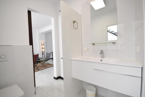 Exclusive Townhouse In Ojen