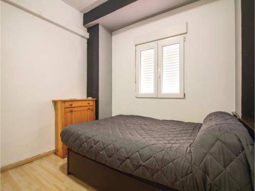 Three-bedroom Apartment In Oliva