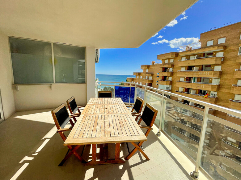 Apartamentos Mondr�an Marina D'or 3000