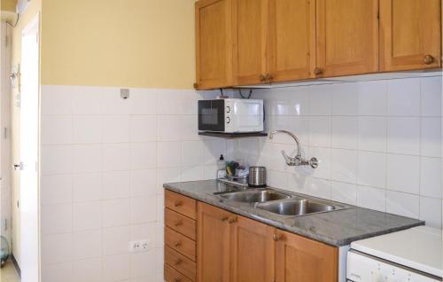Two-bedroom Apartment In Osor