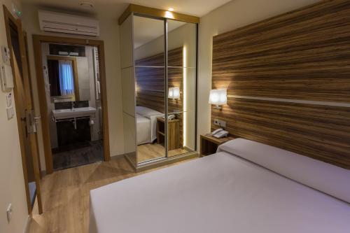 Hotel Novo C�ndido