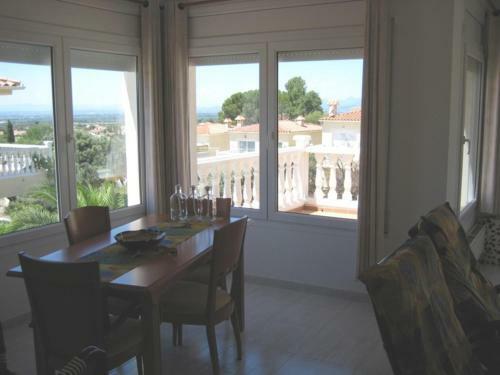 Villa Espanya 73