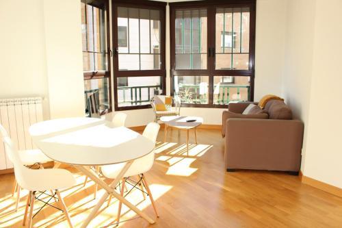 Apartaments Plaza Pr�ncipe Viana