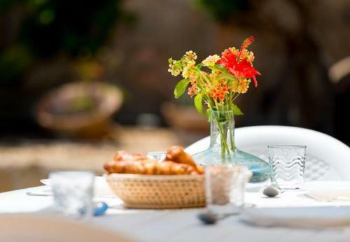 Paratella Villa Sleeps 6 Pool