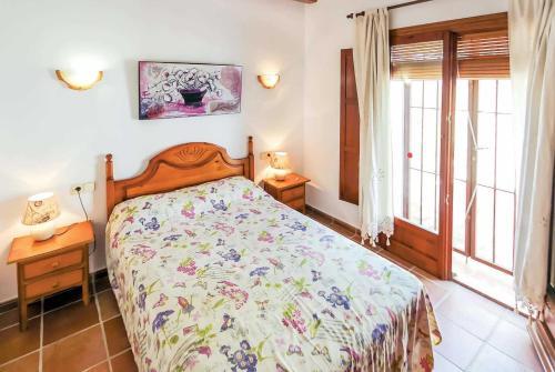 Paratella Villa Sleeps 8 Wifi