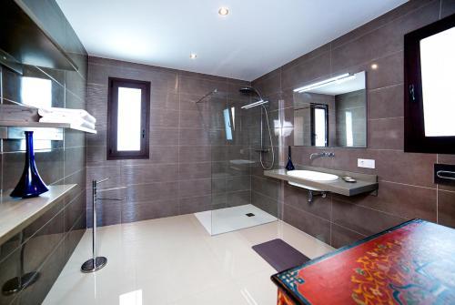 La Fustera Villa Sleeps 6 Pool Air Con